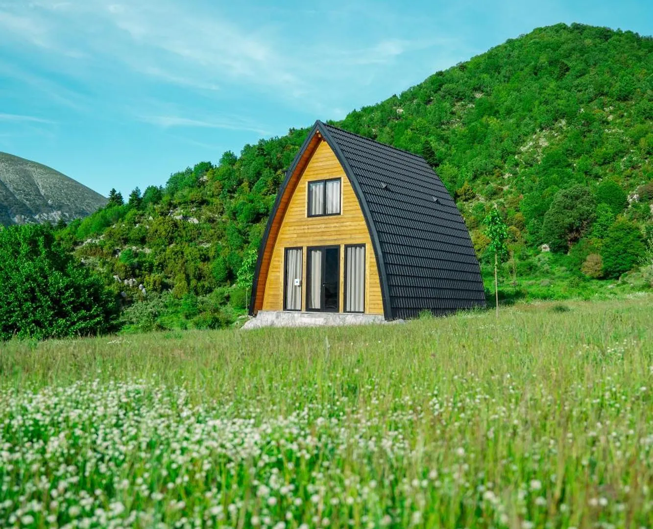 Altus Highland Lodges Tepelene Arnavutluk